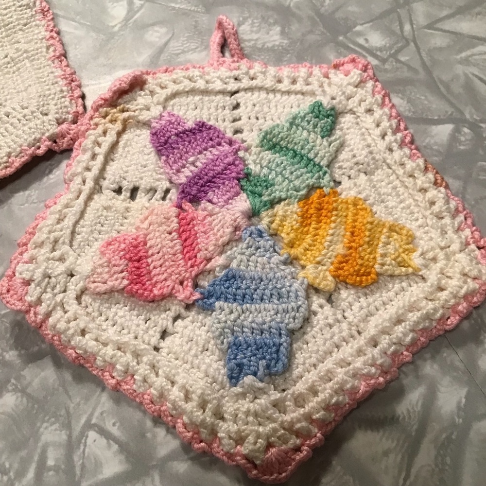 🔥SALE Small pair handmade vintage decorative kitchen hot pads doilies rainbow - Picture 6 of 14